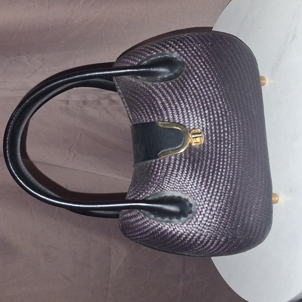 DESENYO Buntal purse